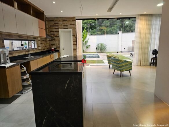 Alphaville Manaus 4 Casa duplex 4 quartos Venda Aluguel Ponta Negra Manaus